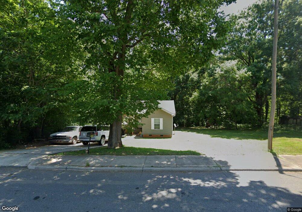 1207 Lerain Ct, Statesville, NC 28677 - photo 1