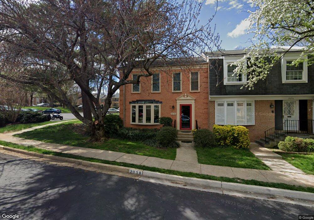 2058 Hopewood Dr, Falls Church, VA 22043 - photo 1