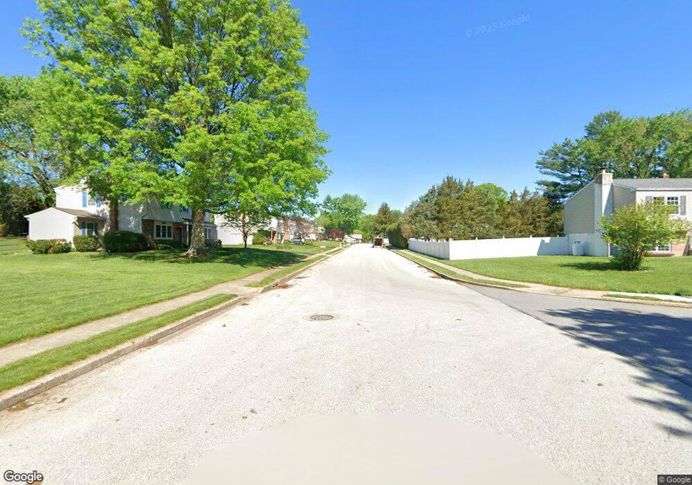 1916 Davis Dr, Norristown, PA 19403 - photo 1