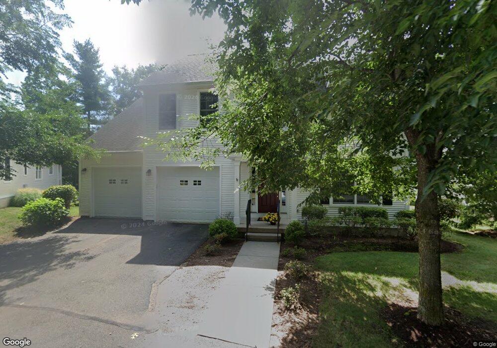 4 Greenwich Cir, Simsbury, CT 06070 - photo 1