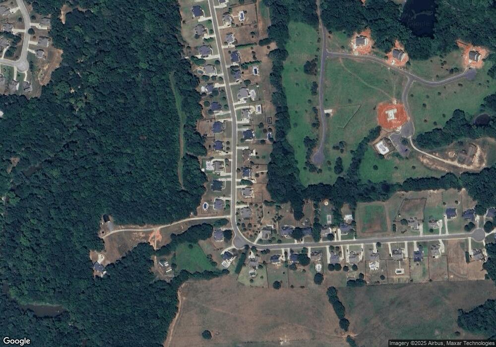 411 Durham Dr, Hoschton, GA 30548 - photo 1