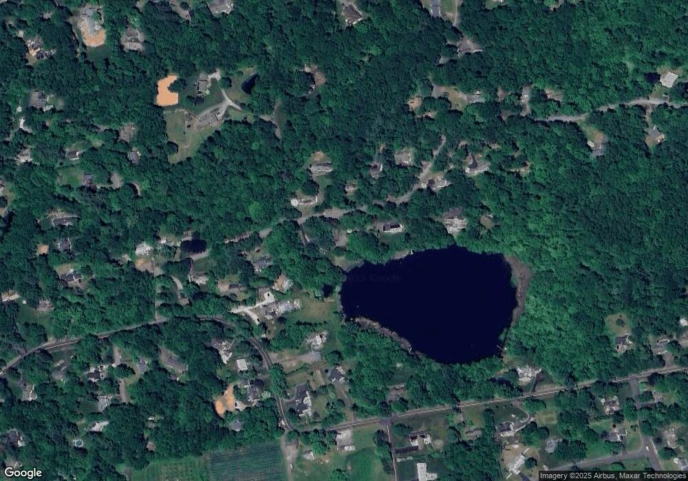 88 Wood Pond Rd, Glastonbury, CT 06033 - photo 1