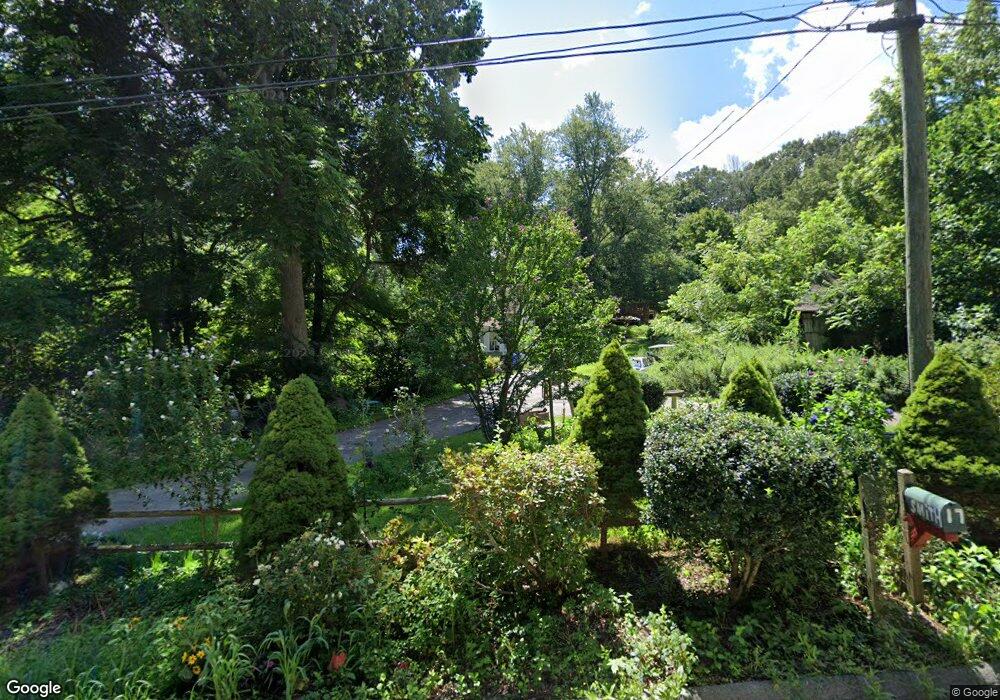 17 Caroline Rd, Oakdale, CT 06370 - photo 1