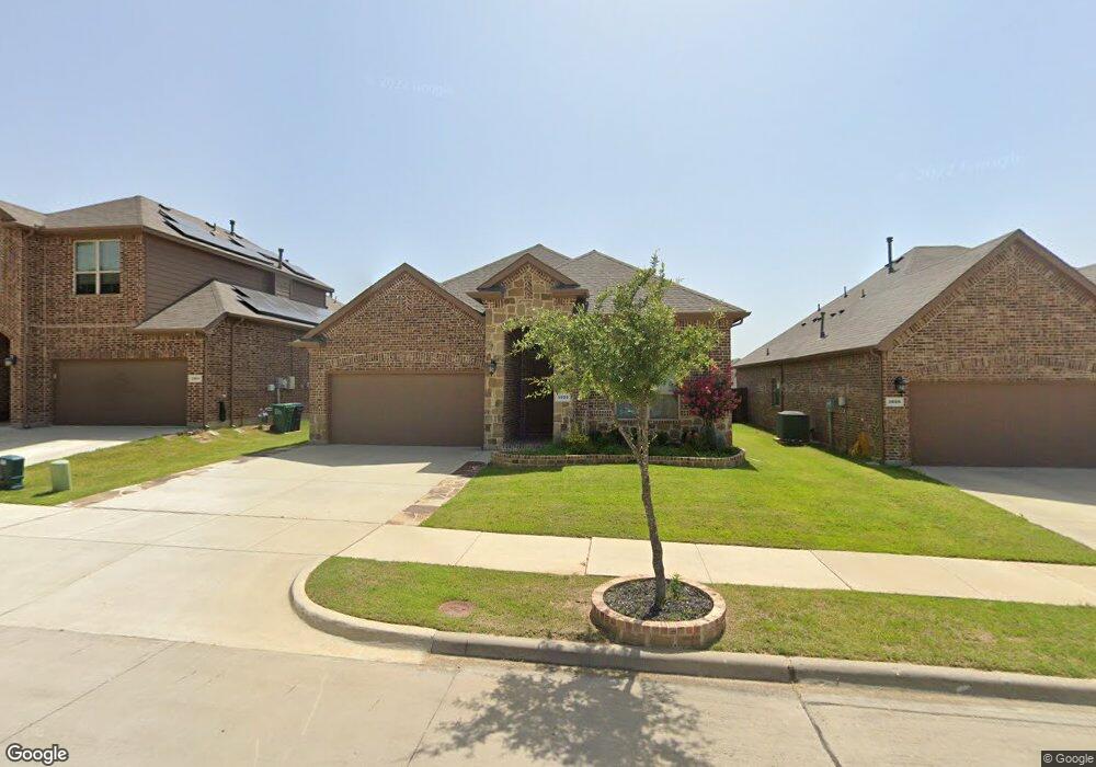 3805 Crosstrees Dr, Lake Dallas, TX 75065 - photo 1