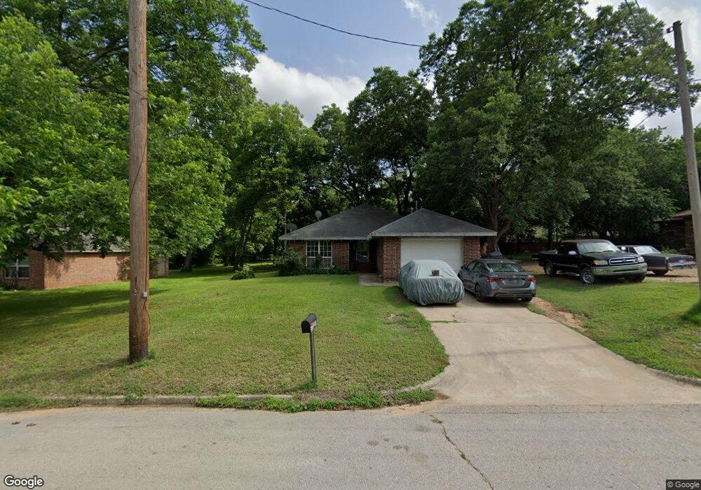 542 2nd Ave SE, Ardmore, OK 73401 - photo 1