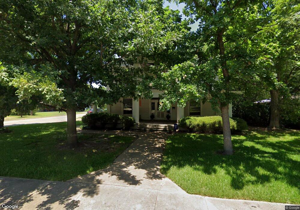620 W 8th St, Bonham, TX 75418 - photo 1