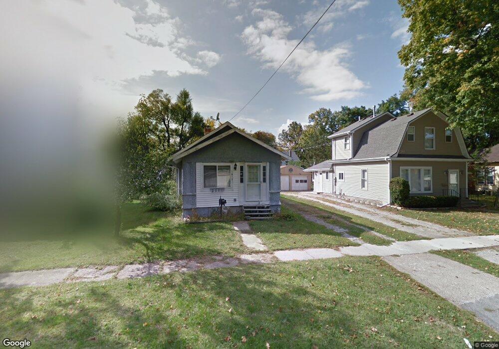 613 W 5th St S, Newton, IA 50208 - photo 1