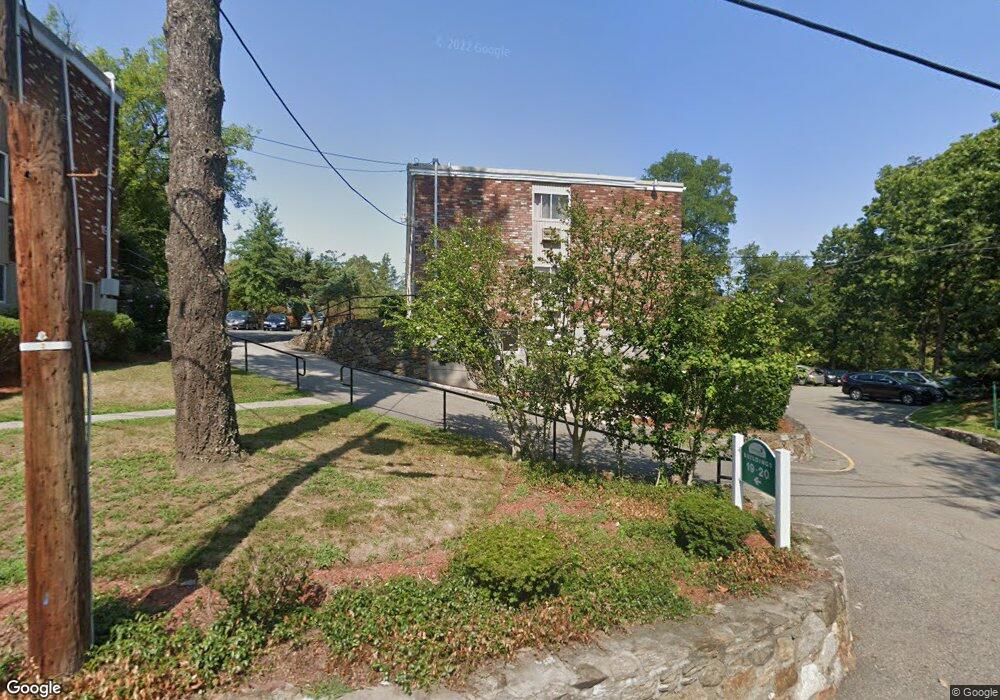 20 Vale Ln, Croton On Hudson, NY 10520 - photo 1