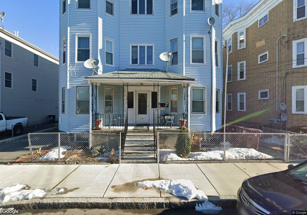 17 Myrtle St unit 2R, Everett, MA 02149 - photo 1