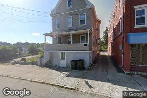 32 1/2 Truman St, New London, CT 06320