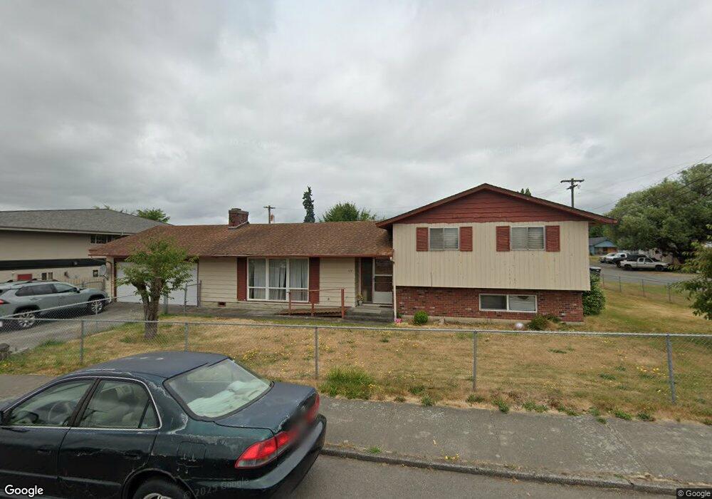 137 SW 13th St, Chehalis, WA 98532 - photo 1