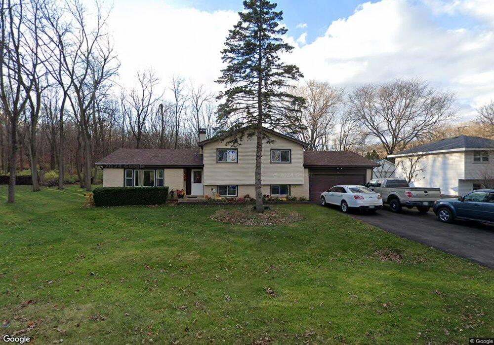 705 Scotty Ave, Algonquin, IL 60102 - photo 1