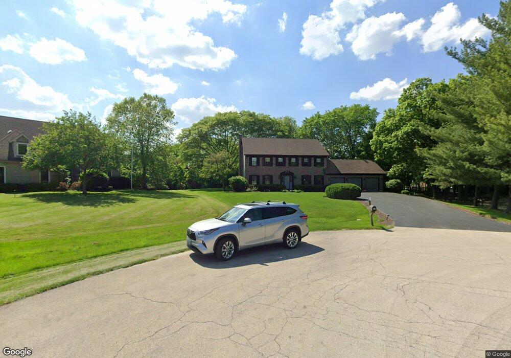 33 Na au Say Ct, Oswego, IL 60543 - photo 1