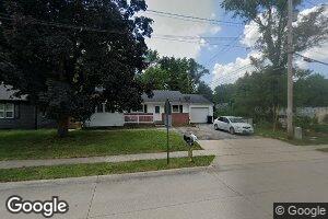 508 6th St, Coralville, IA 52241