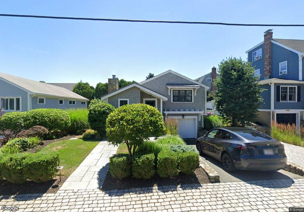 22 Dennett Rd, Marblehead, MA 01945 - photo 1