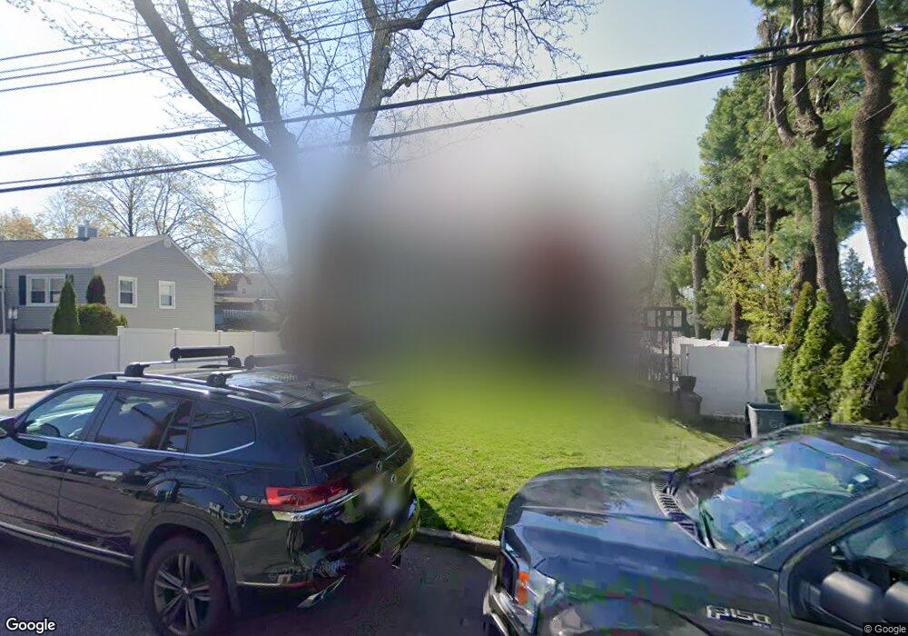 10 Rugby Rd, Yonkers, NY 10710 - photo 1