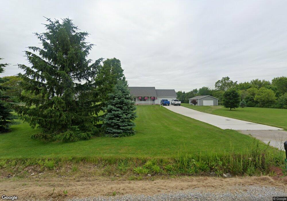 10027 Calkins Rd, Carleton, MI 48117 - photo 1