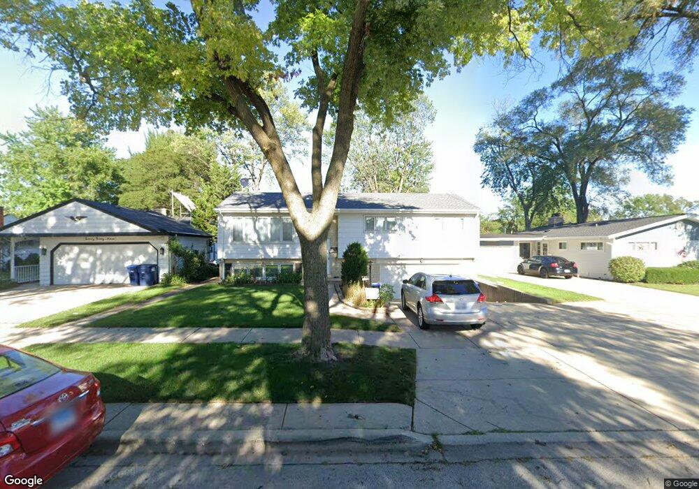 2043 Cedar St, Des Plaines, IL 60018 - photo 1