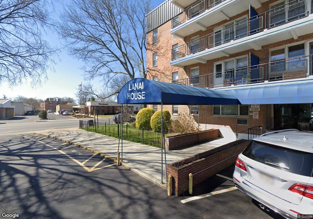 190 W Merrick Rd unit 2H, Freeport, NY 11520 - photo 1