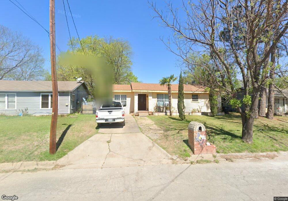604 Graham St, Cleburne, TX 76033 - photo 1
