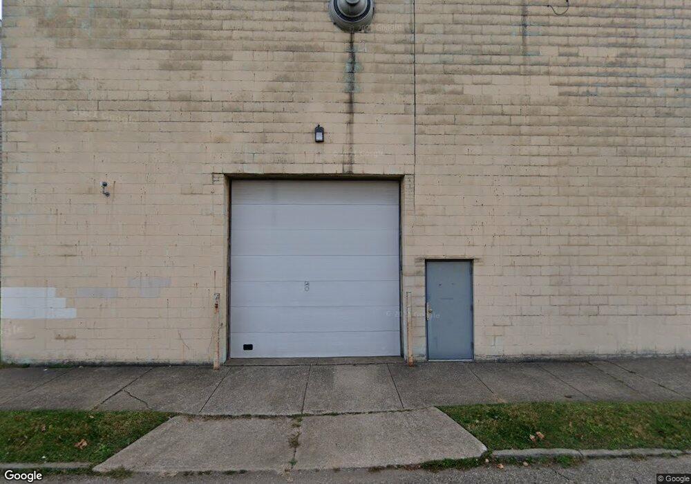 1723 9th St SW, Canton, OH 44706 - photo 1