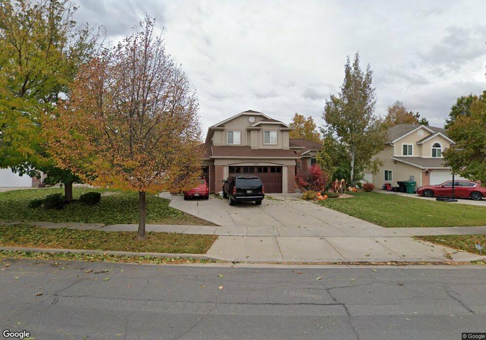 1393 Parkside Ln, Layton, UT 84041 - photo 1