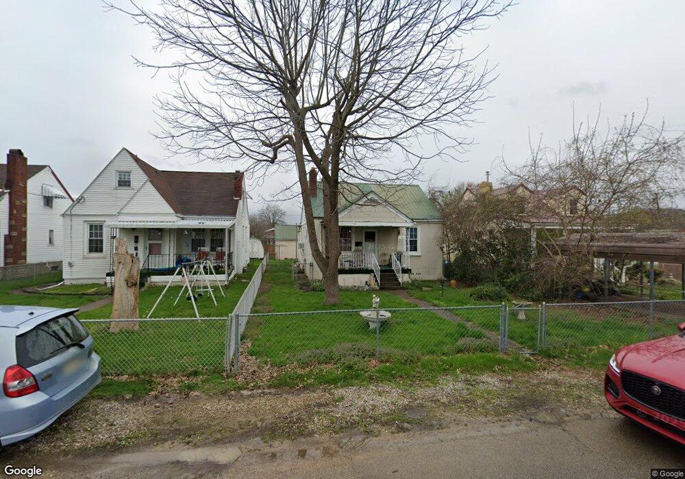 304 24th St, Dunbar, WV 25064 - photo 1