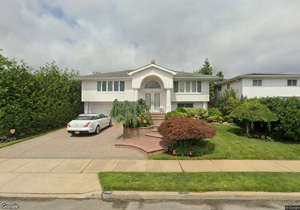 2960 Shore Dr, Merrick, NY 11566 - photo 1