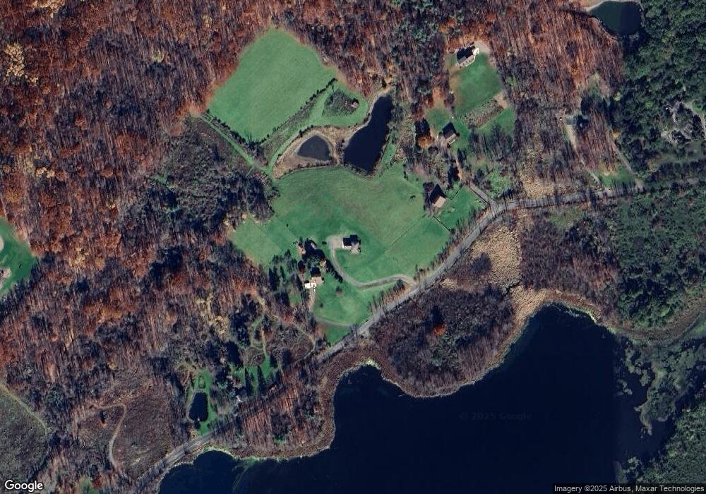 1400 Fords Pond Rd, Clarks Summit, PA 18411 - photo 1