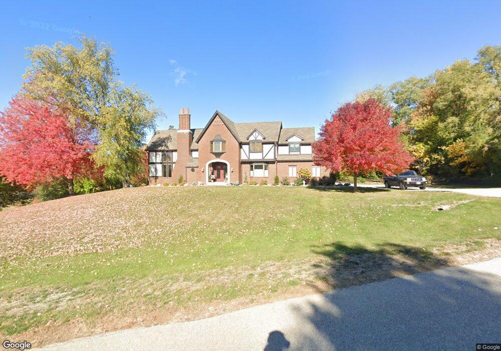 1067 Hood St, Newton, IA 50208 - photo 1