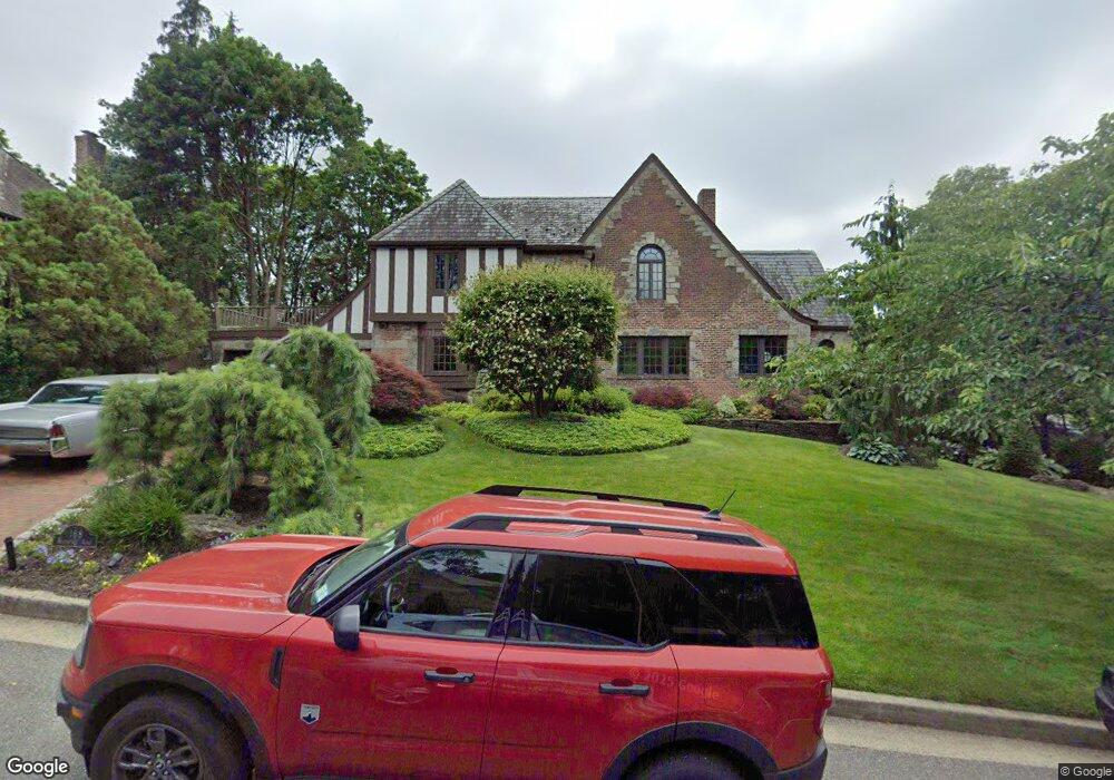 168 Rockcrest Rd, Manhasset, NY 11030 - photo 1