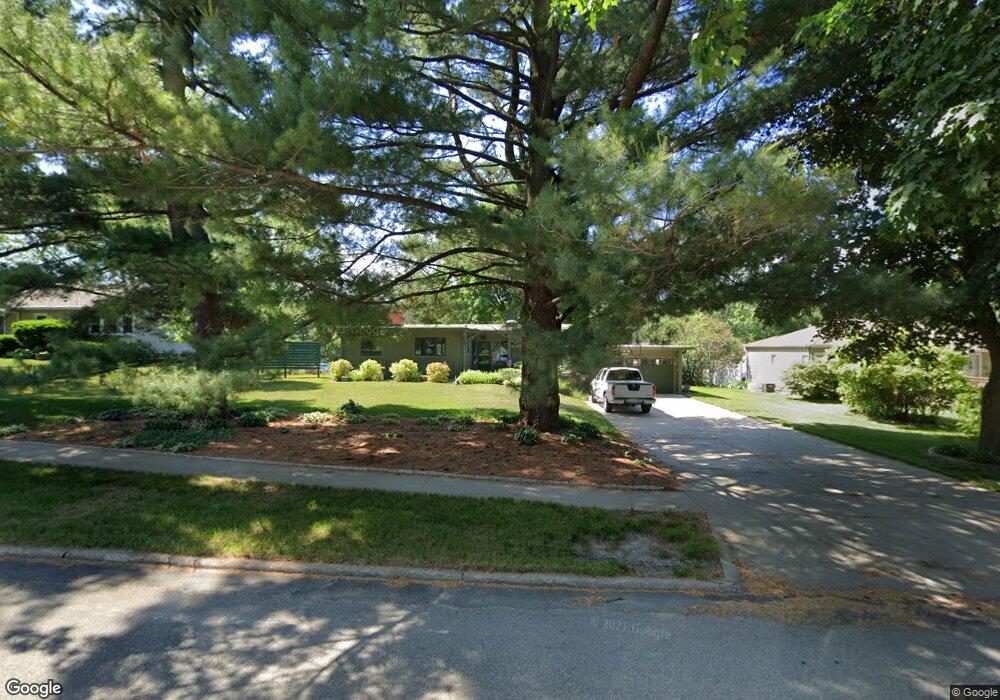 1715 Orchard Dr, Cedar Falls, IA 50613 - photo 1