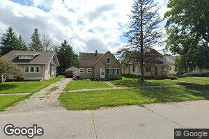 718 E Maple St, Hubbard, IA 50122