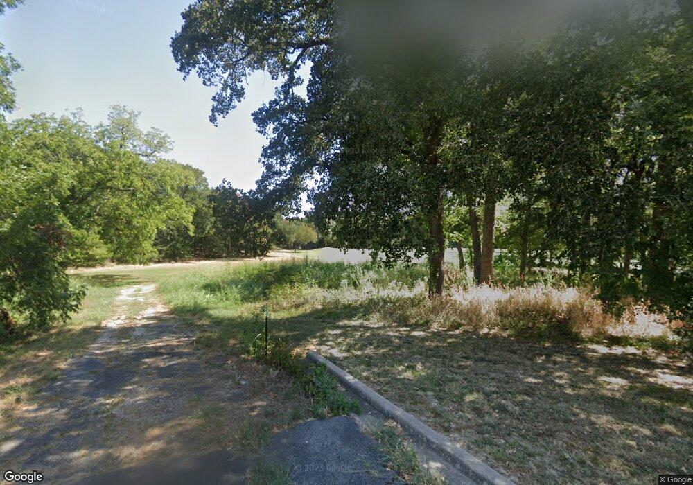 1700 Nancy Lea Dr, Bonham, TX 75418 - photo 1