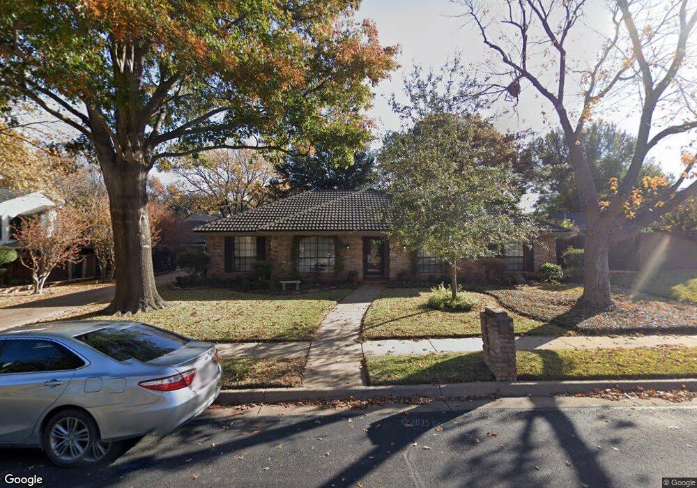 3804 Cambridge Cir W, Bedford, TX 76021 - photo 1