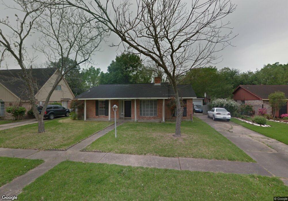 11926 Kirkway Dr, Houston, TX 77089 - photo 1