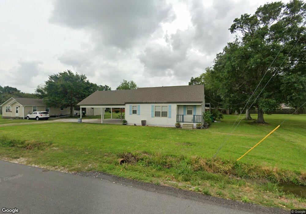 1701 Dove Ln, Lake Charles, LA 70605 - photo 1