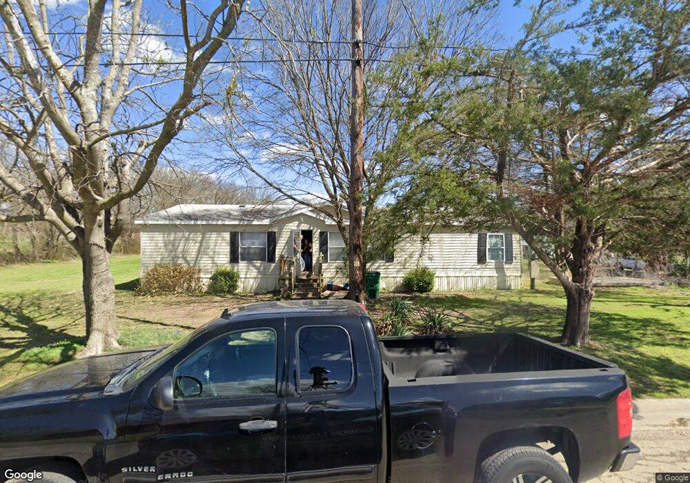 1824 S Lindsay St, Gainesville, TX 76240 - photo 1