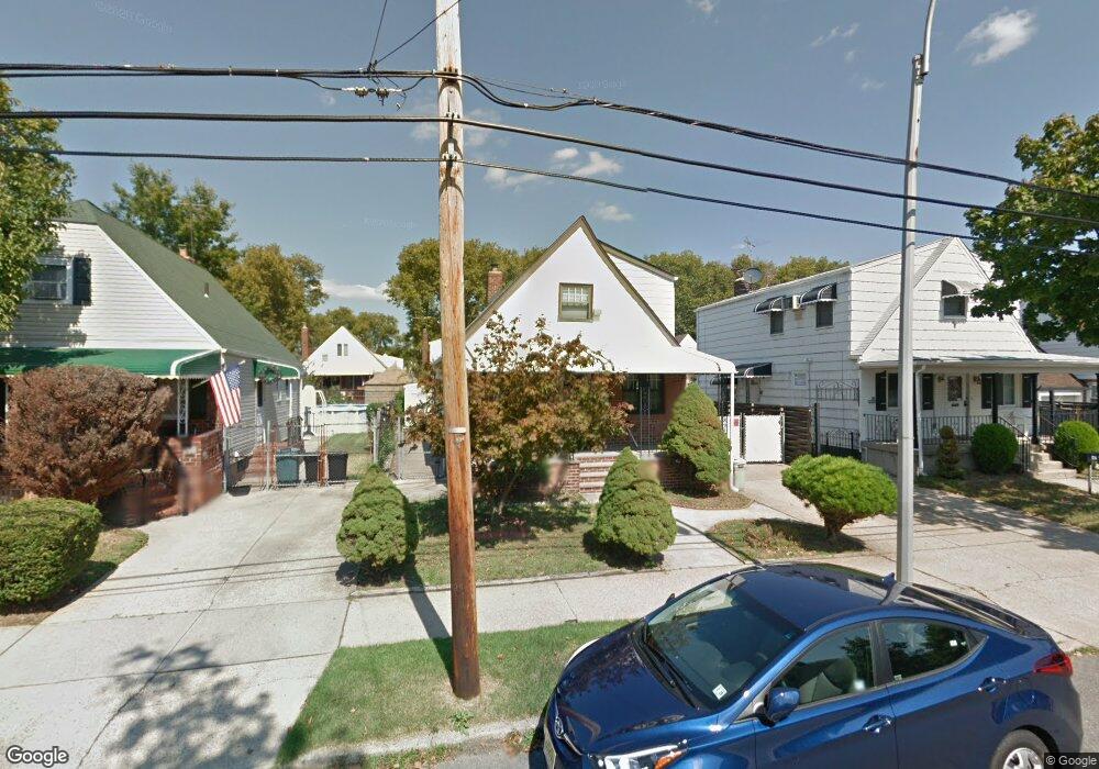 13837 63rd Ave, Flushing, NY 11367 - photo 1