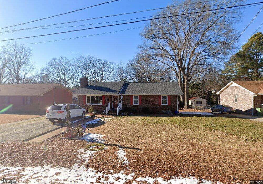 1011 Cleveland St, Roanoke Rapids, NC 27870 - photo 1
