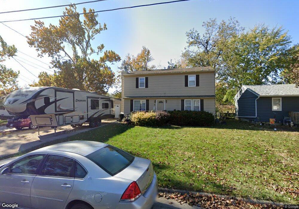 609 E 14th St N, Newton, IA 50208 - photo 1