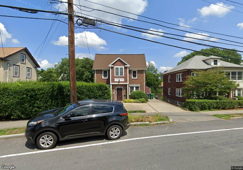 368 Langley Rd unit 368, Newton Center, MA 02459 - photo 1