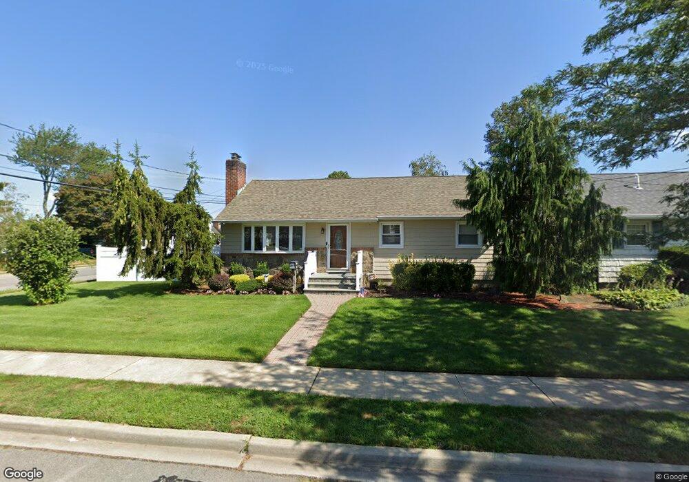 180 Maple Ave, Bethpage, NY 11714 - photo 1