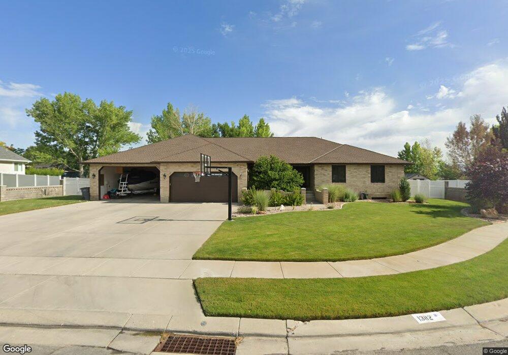 1382 W Heather Brae Ct, South Jordan, UT 84095 - photo 1