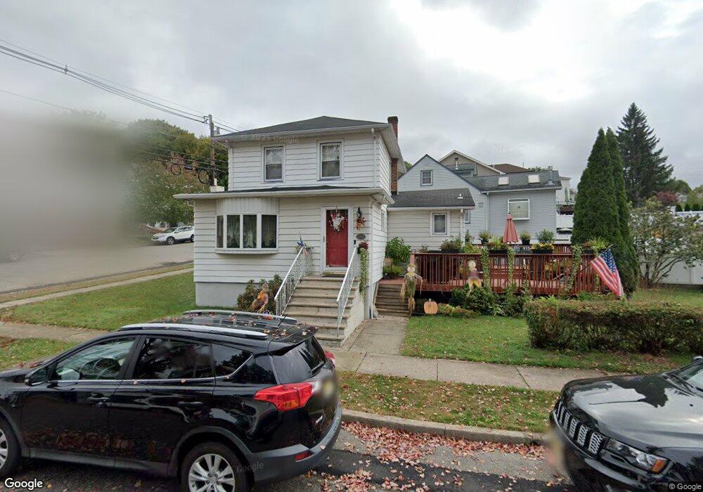 200 Mountain Way, Lyndhurst, NJ 07071 - photo 1