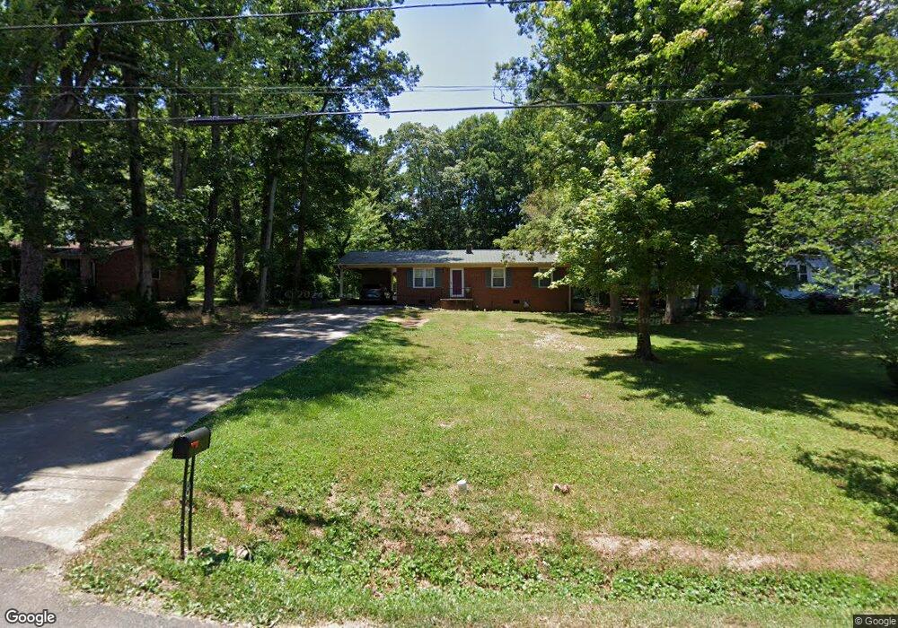 1748 Sunny Ln, Asheboro, NC 27205 - photo 1