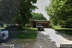 320 Calvert Ave, Chadwick, IL 61014