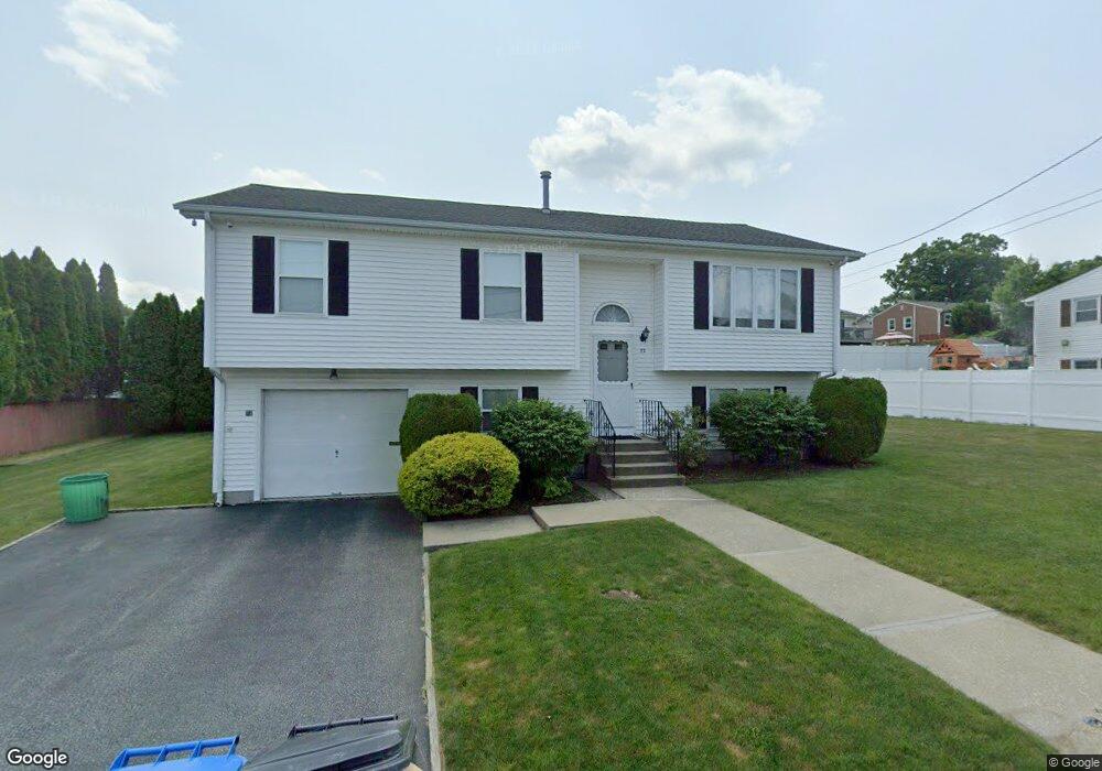 72 Hyde St, Cranston, RI 02920 - photo 1