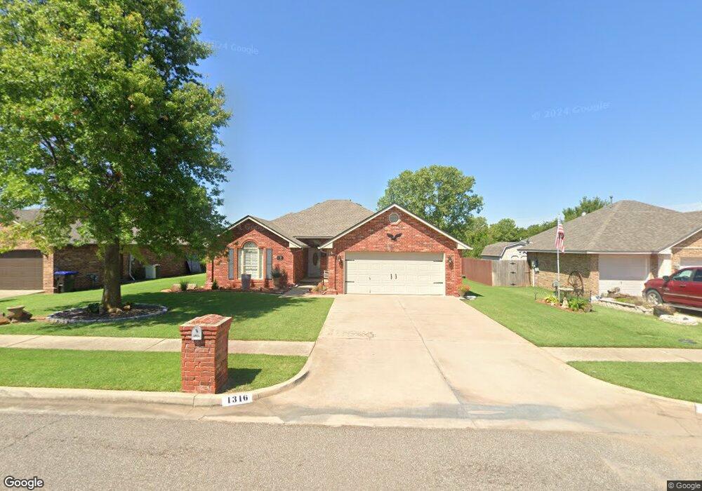 1316 Lexi Ln, Noble, OK 73068 - photo 1
