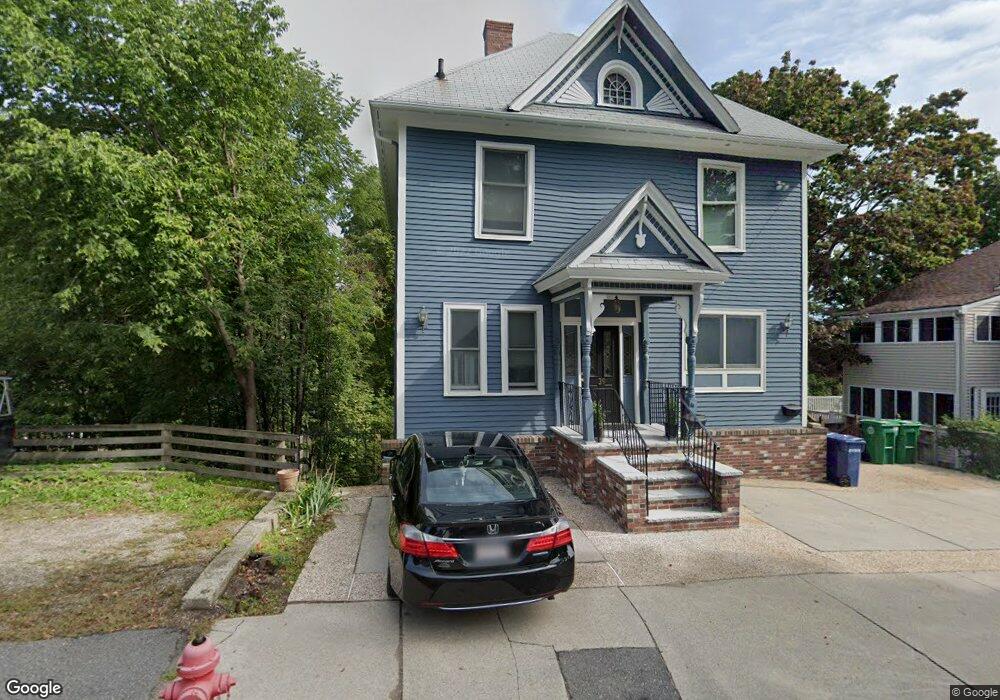 39 Newtonville Ave unit 1, Newton, MA 02458 - photo 1